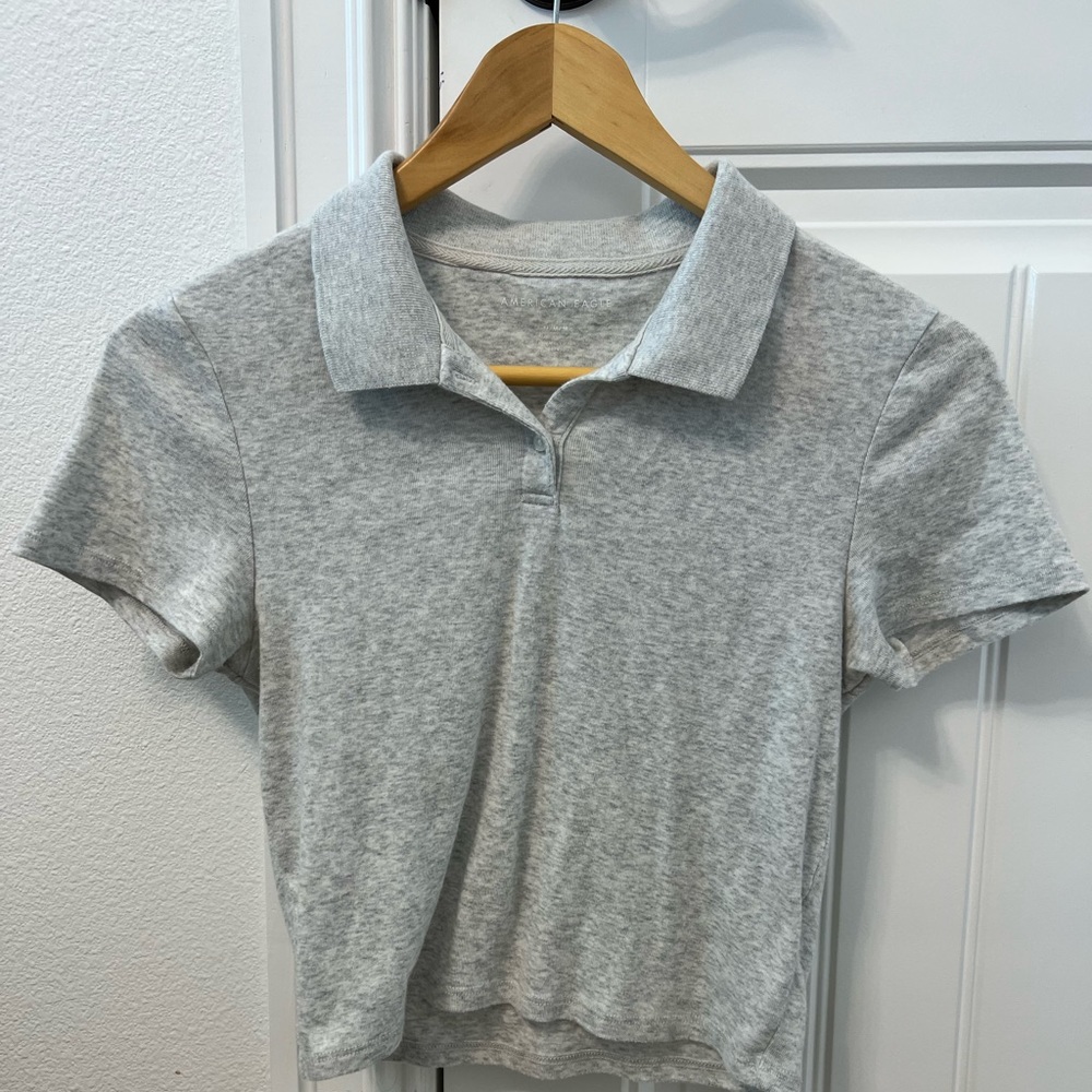 American eagle cropped top, Medium